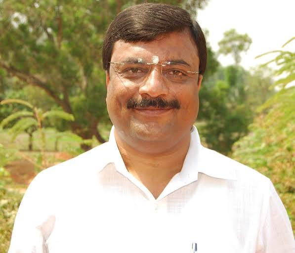 ಮಾನ್ಯ ಶ್ರೀ ಪಿ.ಎಂ. ನರೇಂದ್ರ ಸ್ವಾಮಿ