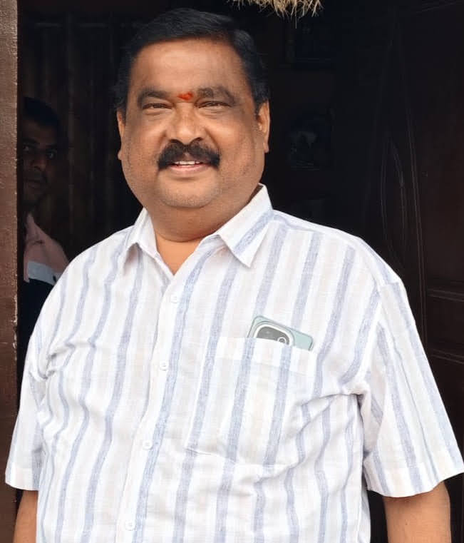 ಡಾ. ಹೆಚ್.ವಿ. ದೇವದಾಸ್ - ನಂದಿನಿ ಆಸ್ಪತ್ರೆ ನಾಪೋಕ್ಲು